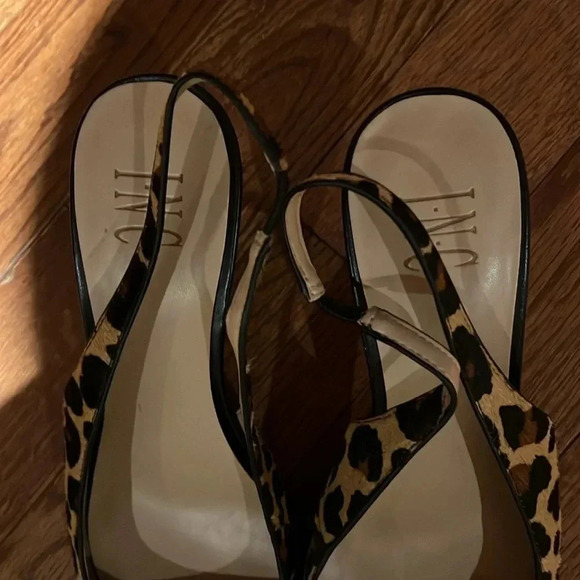 Macy’s INC Leopard Print Slingback Heels Sz 10 - Picture 5 of 16